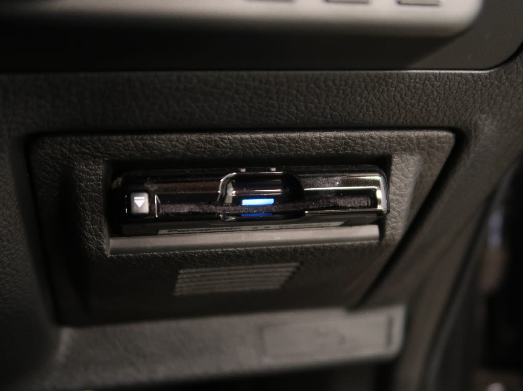 スバル レヴォーグ17枚目