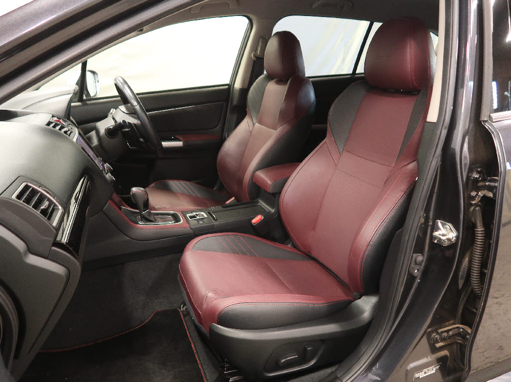 スバル レヴォーグ5枚目