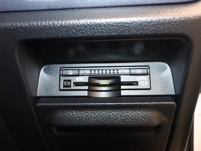 トヨタ ヴォクシー17枚目