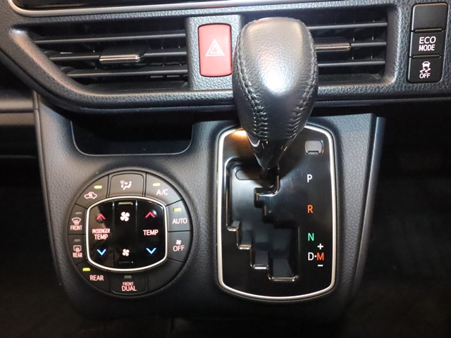 トヨタ ヴォクシー18枚目