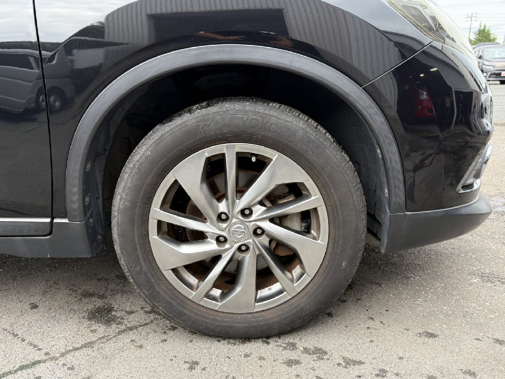 ニッサン エクストレイル13枚目