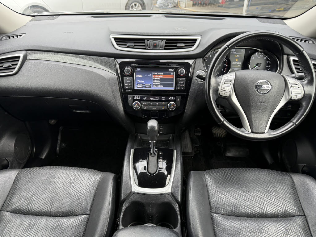 ニッサン エクストレイル1枚目