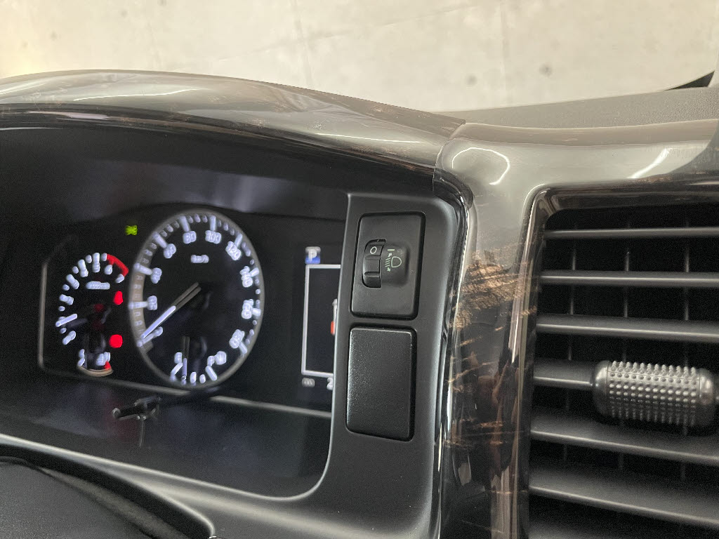 トヨタ ハイエース16枚目