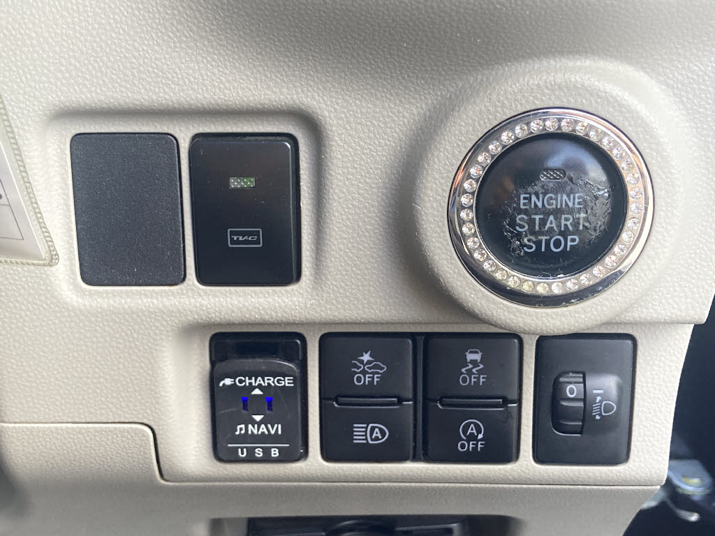 ダイハツ キャスト10枚目