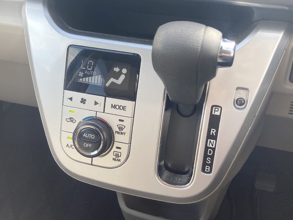 ダイハツ キャスト6枚目