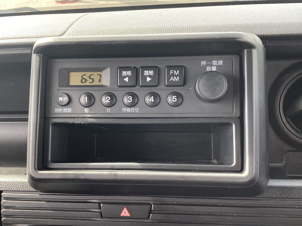 ホンダ N-VAN4枚目