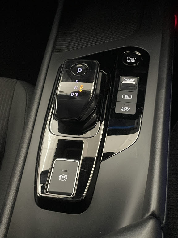 ニッサン ノート18枚目