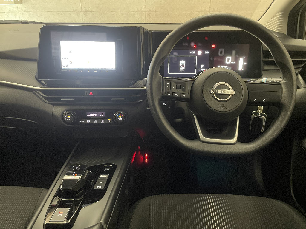ニッサン ノート2枚目