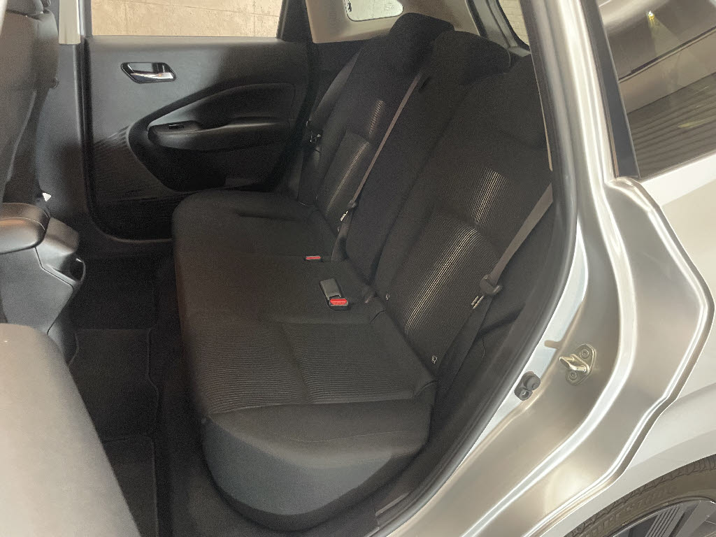 ニッサン ノート6枚目