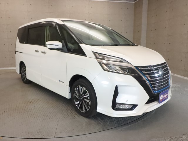 ニッサン セレナＨＶ2枚目