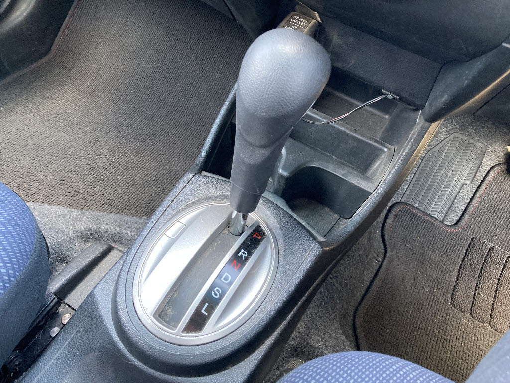 ホンダ フィット7枚目