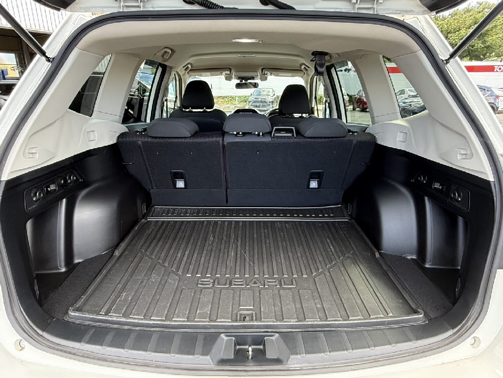 スバル フォレスター10枚目