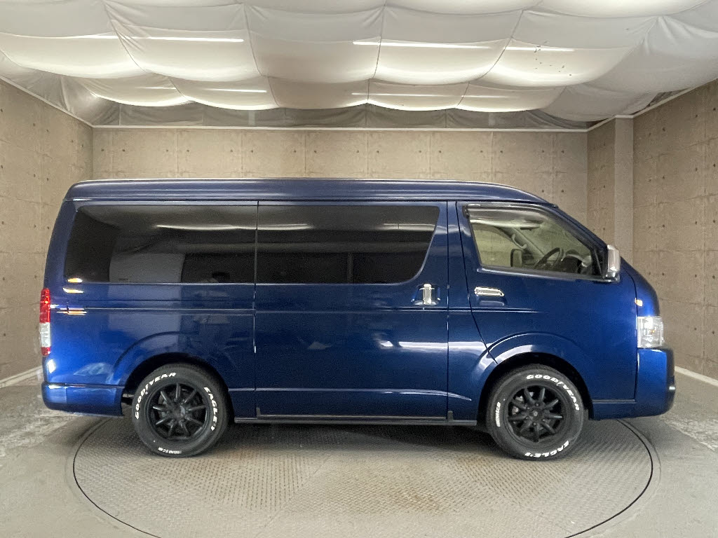 トヨタ ハイエース12枚目