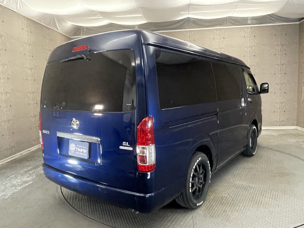 トヨタ ハイエース1枚目