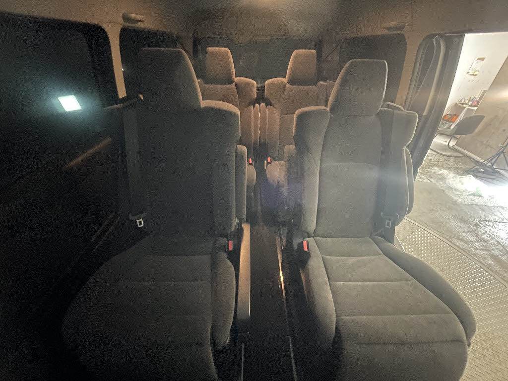 トヨタ ハイエース7枚目