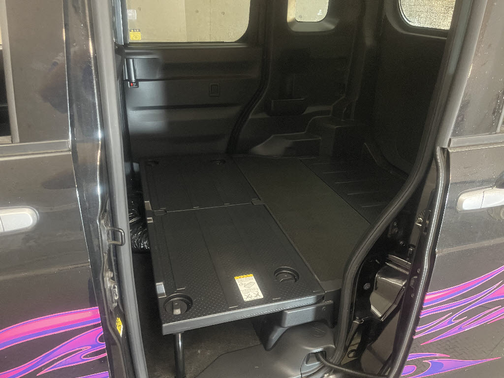 ダイハツ ハイゼットカーゴV6枚目
