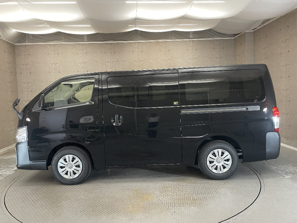 ニッサン キャラバンV13枚目