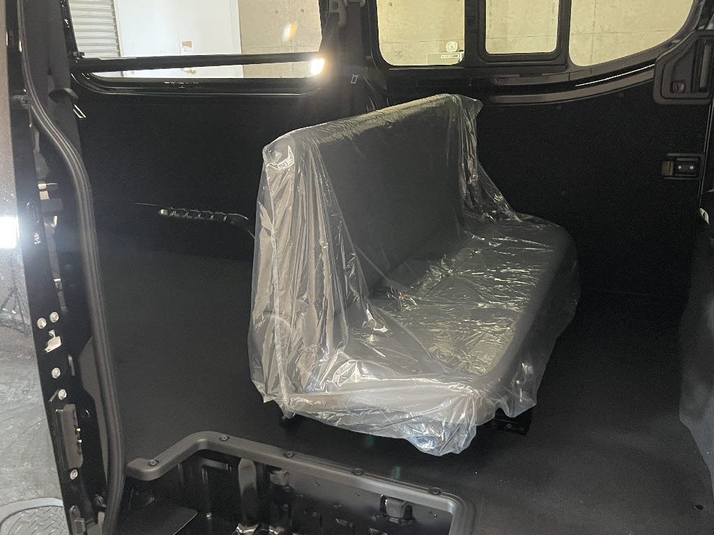 ニッサン キャラバンV4枚目