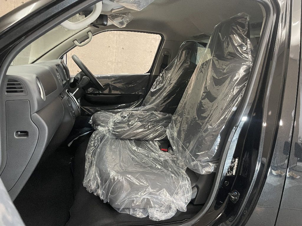 ニッサン キャラバンV5枚目