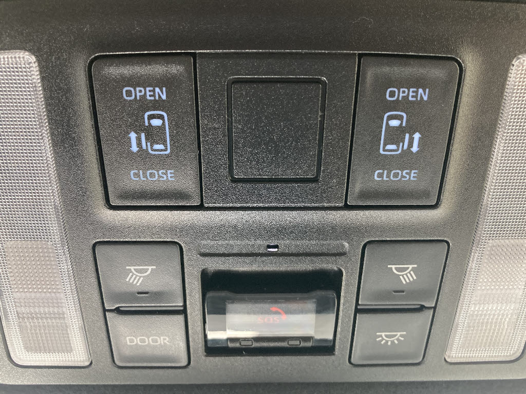 トヨタ ノア11枚目