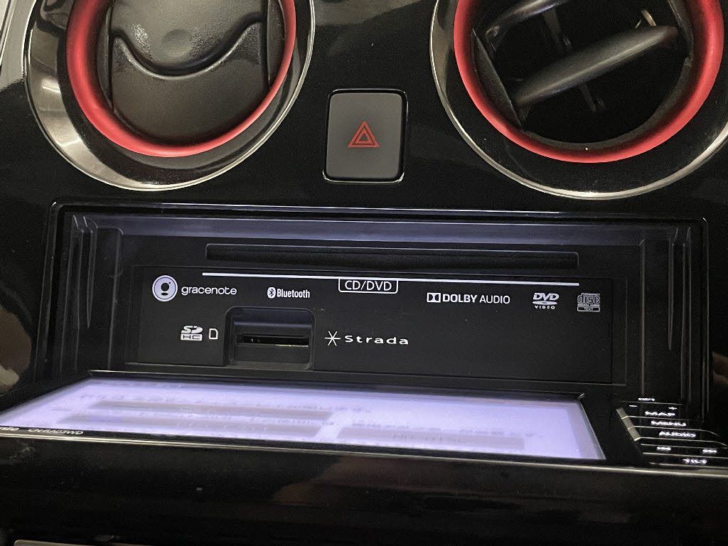 ニッサン ノート17枚目