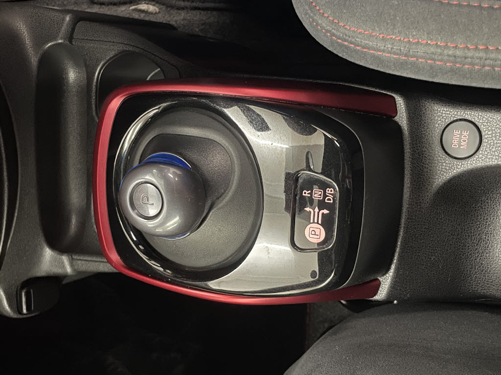 ニッサン ノート19枚目