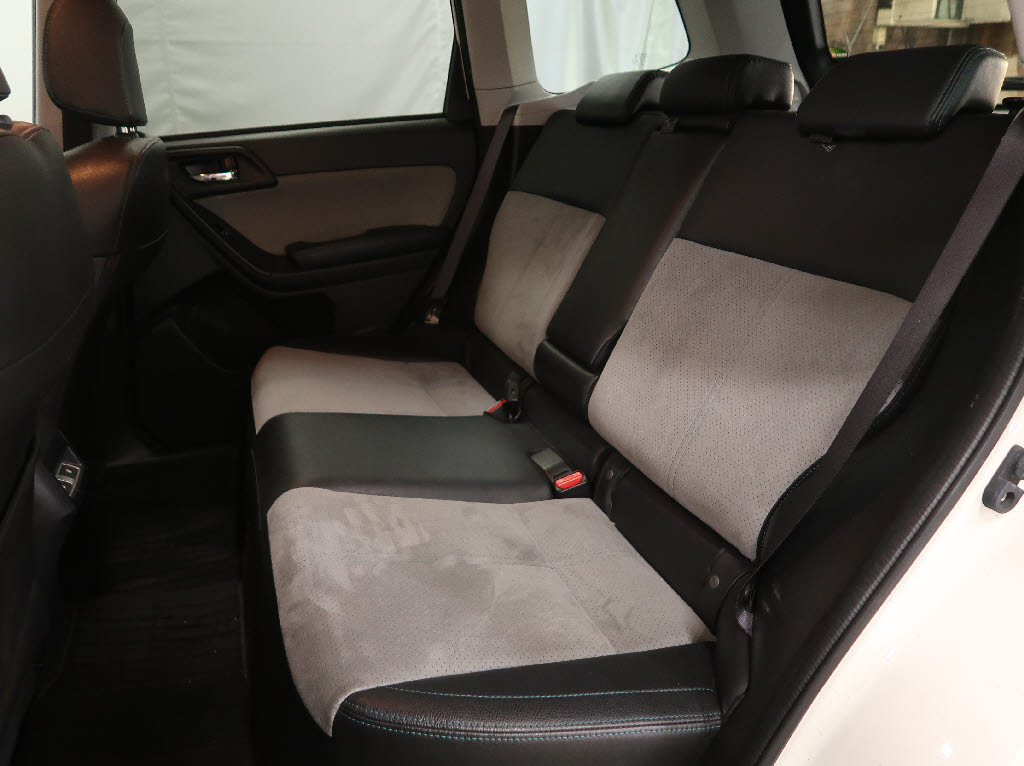 スバル フォレスター19枚目