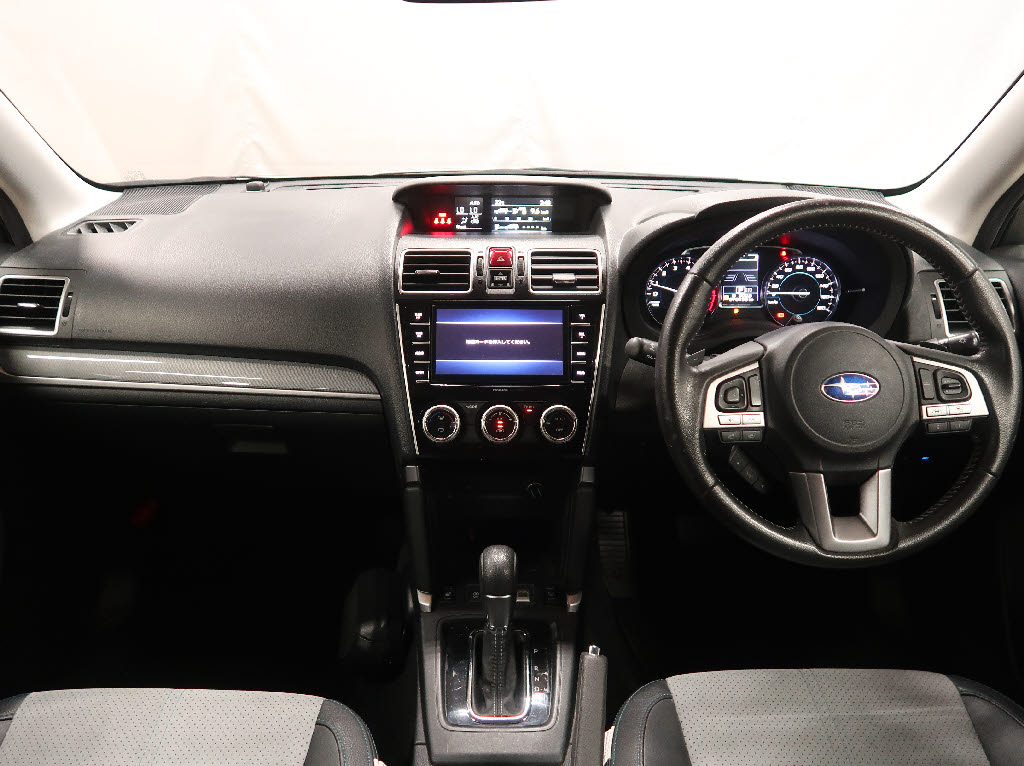 スバル フォレスター2枚目