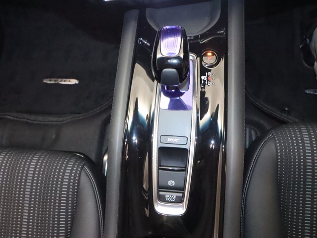 ホンダ ヴェゼルHV15枚目