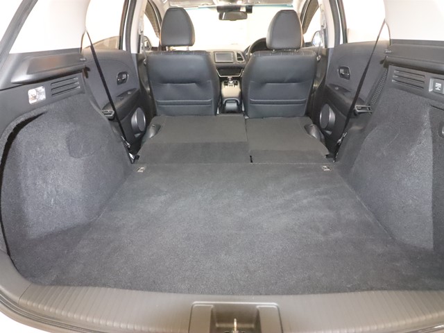 ホンダ ヴェゼルHV8枚目