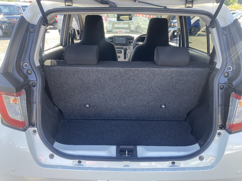 ダイハツ ミライース16枚目