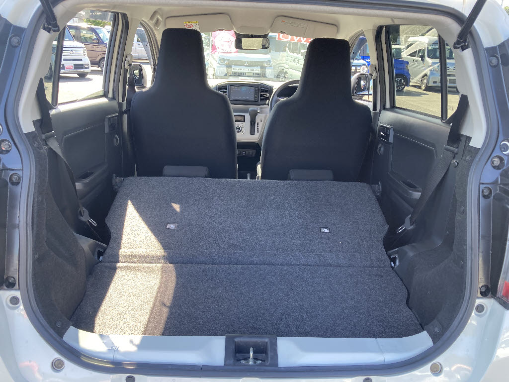 ダイハツ ミライース17枚目