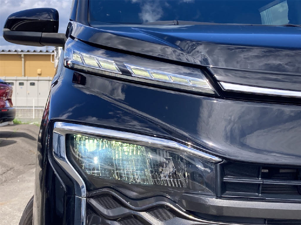 トヨタ ヴォクシーハイブリッド5枚目