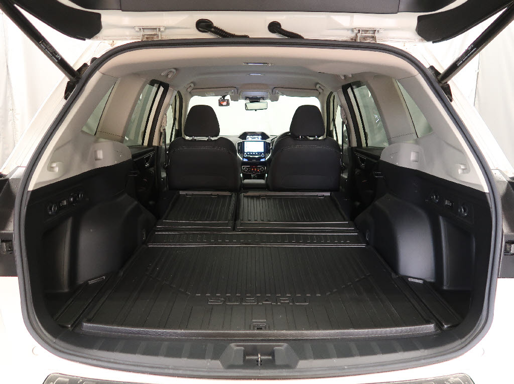 スバル フォレスター9枚目