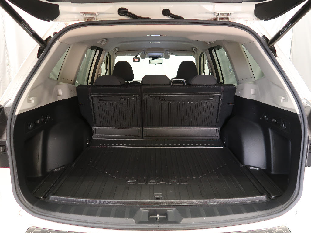 スバル フォレスター8枚目