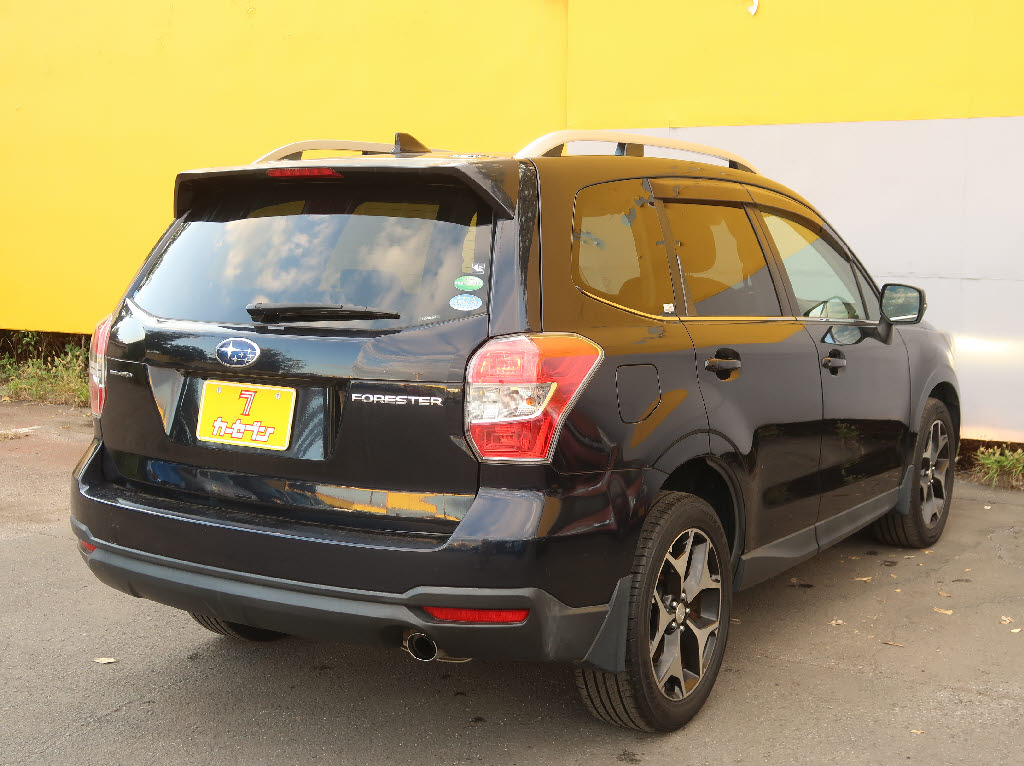 スバル フォレスター1枚目