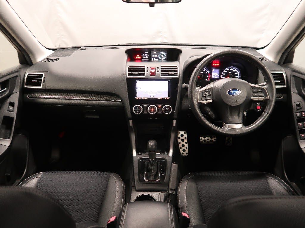 スバル フォレスター3枚目