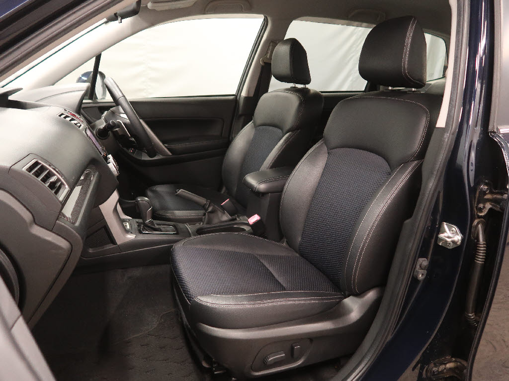 スバル フォレスター6枚目