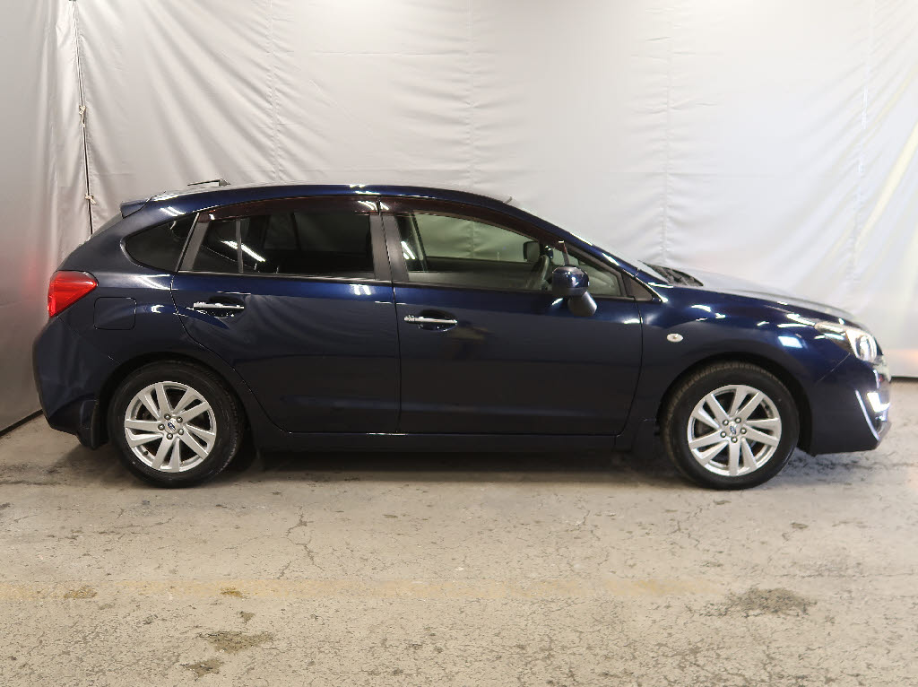 スバル インプレッサスポーツ11枚目