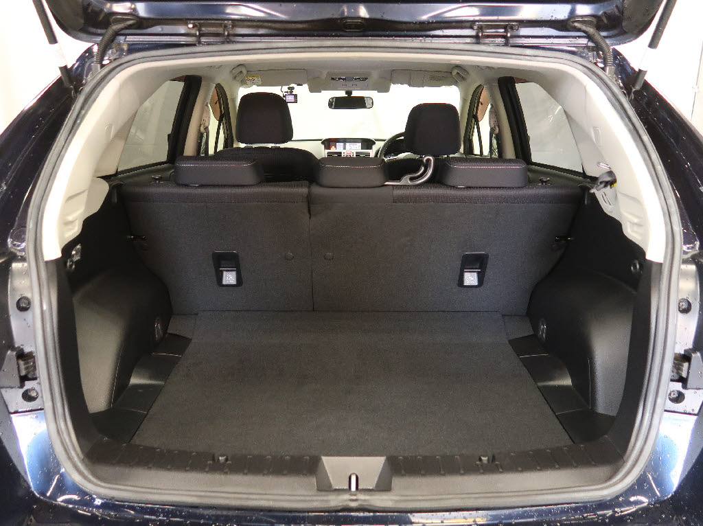 スバル インプレッサスポーツ8枚目