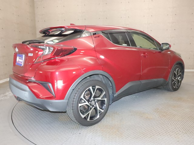 トヨタ C-HR1枚目
