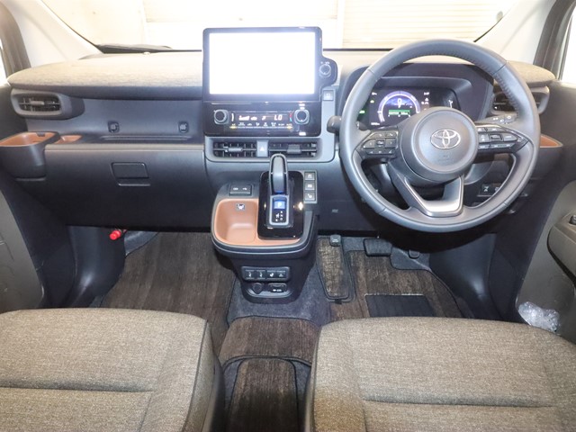 トヨタ シエンタ ハイブリッド2枚目