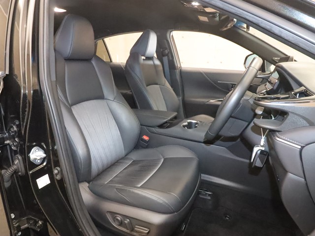 トヨタ ハリアー3枚目