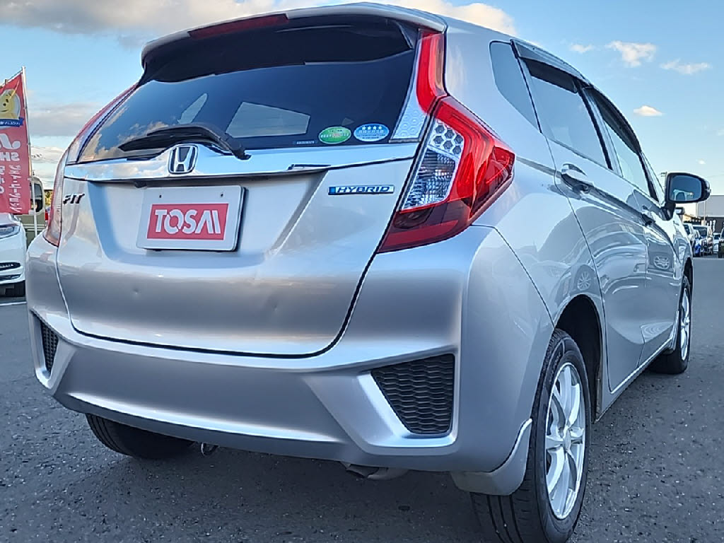 ホンダ フィットハイブリッド1枚目