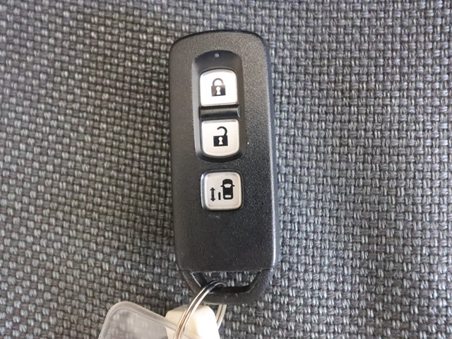 ホンダ N BOX19枚目