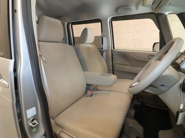 ホンダ N BOX3枚目