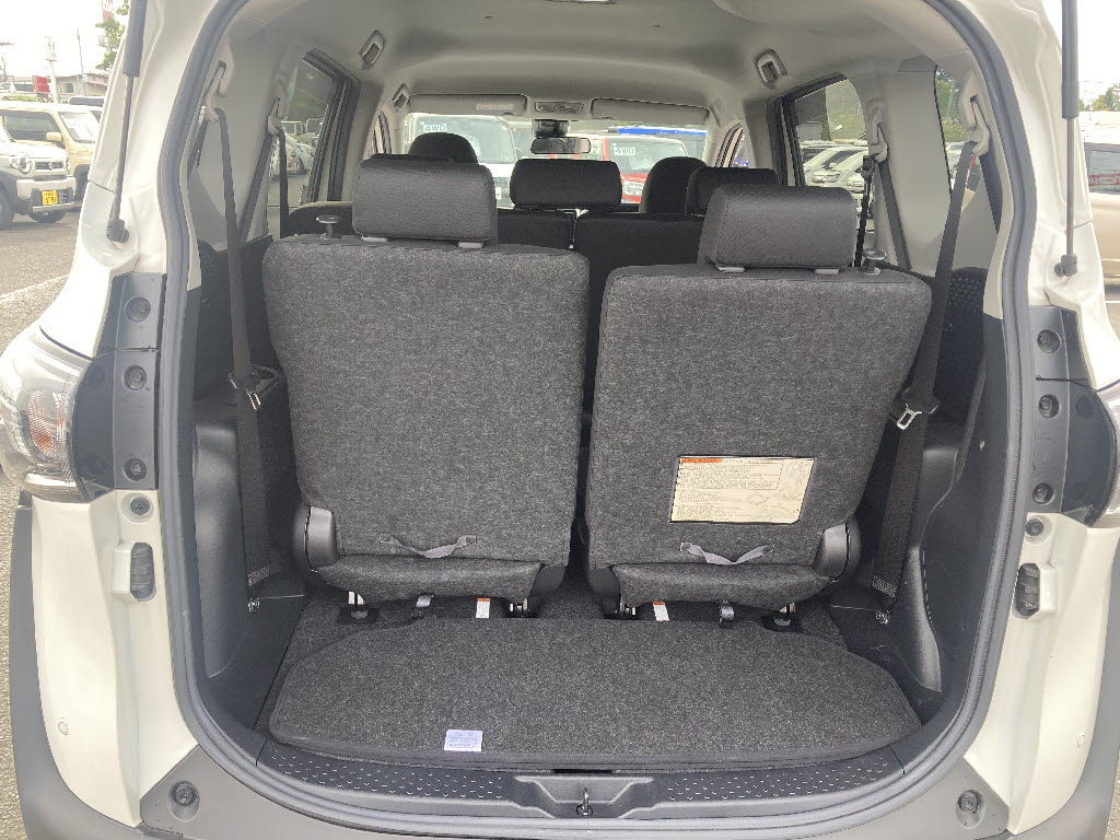 トヨタ シエンタ ハイブリッド16枚目