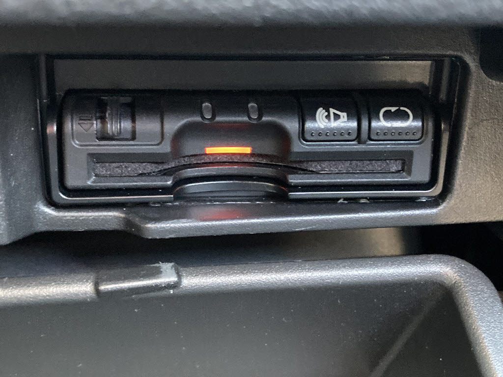 ニッサン セレナＨＶ10枚目