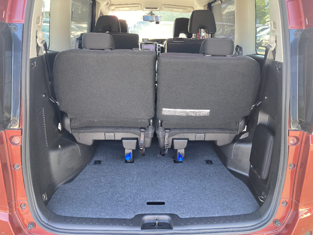 ニッサン セレナＨＶ16枚目