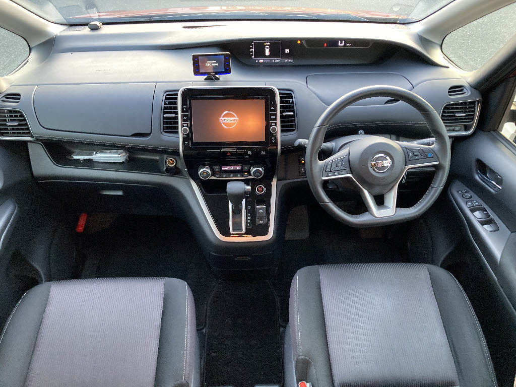 ニッサン セレナＨＶ2枚目